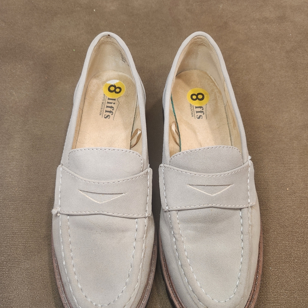 White Mountain Light Gray Loafers - Picture 5 of 9